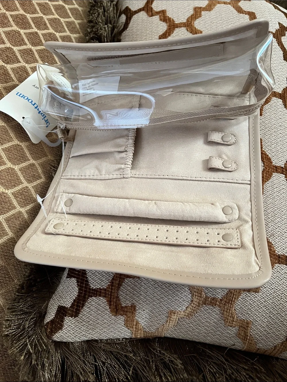 Brightroom beige travel